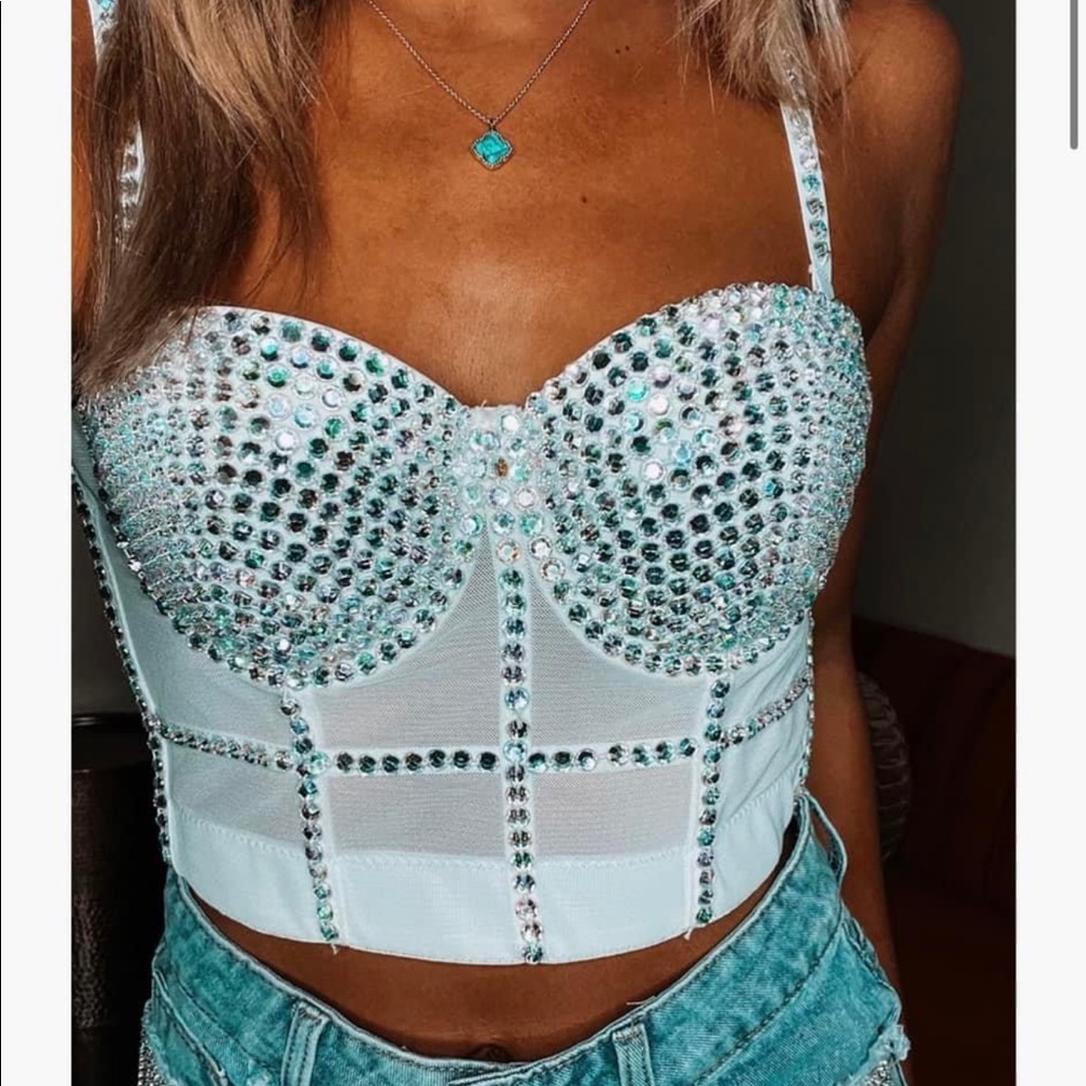 Too big in the chest area for me! Other than that it’s perfect
